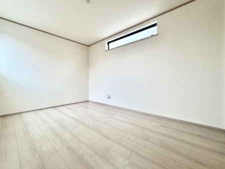 rOȊŐ 4.8̃T[rX[͎[Xy[XƂĂAƂĉƑ߂ɂĂOKI