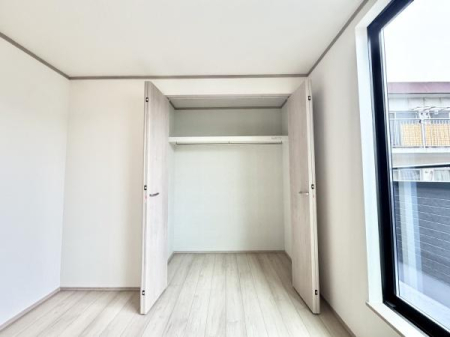 [ [ɍȂ悤N[[bgݒuĂ܂Iוuꏊmۂ̂ł̐ڂ₷ȂAKȋԂ肠܂I