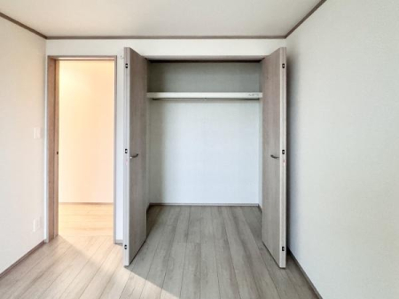 [ [ɍȂ悤N[[bgݒuĂ܂Iוuꏊmۂ̂ł̐ڂ₷ȂAKȋԂ肠܂I