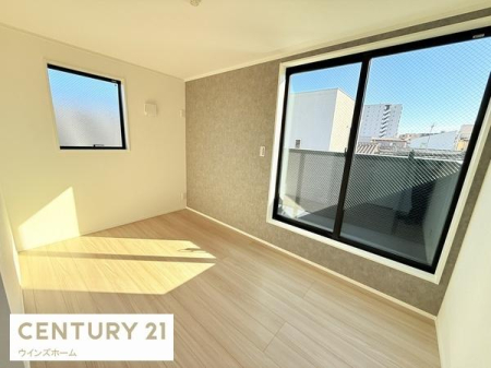 �m�� �o���R�j�[�ɖʂ��A�̌��ǍD�ōL�X�Ƃ��Ă��܂��I�E�H�[�N�C���N���[�[�b�g�t���B����������������K�ȋ�Ԃł��낰�܂��I