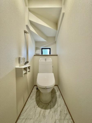 �g�C�� �g�C���͂P�K��2�K�ɂ���܂��I���ł����K�Ɏg���鉷�����֍���ݒu�I