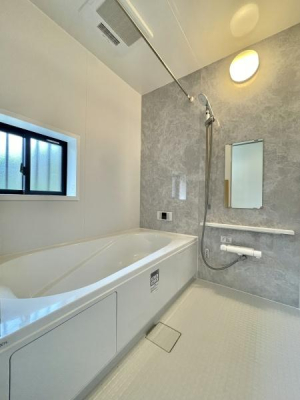 ���� �������Ƃ����L���̂����C�X�y�[�X!�S�Ɛg�̂����t���b�V������������̋�Ԃł�����o�X���[���I