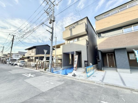 �O�ʓ��H�܂ތ��n�ʐ^ -