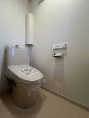 �g�C�� �g�C���͂P�E2�K�ɐݒu����A�V�����[�g�C������������Ă���̂Ŏg�p��̓X�b�L���u���I