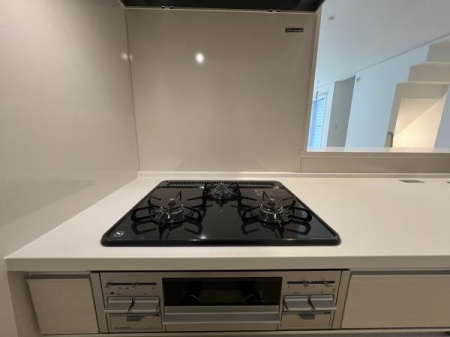 �L�b�`�� 3���K�X�R�������̗p���A�����������\�B�������̌������オ��@�\�I�Ő������̂���L�b�`���B