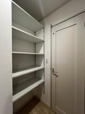 ���[ �|�������G�ߕ��̎��[�ɕ֗��B���s��������A�����ڈȏ�̎��[�͂𔭊����܂��B