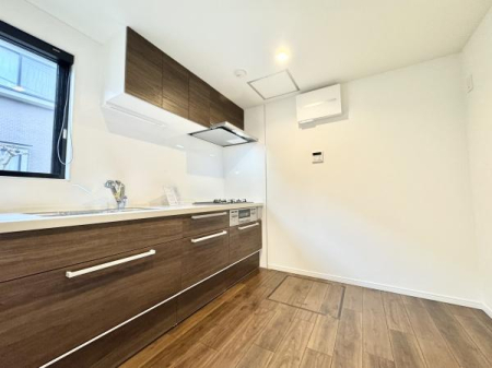 Lb` X^CbVȃVXeLb`́A[͂Ƌ@\˔AyȂԁB