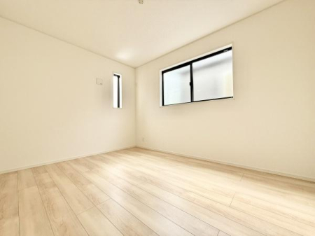 m FƃVvȃfUC̗͂mBN[[bgtŁAߗނוXbL[Bg̗ǂKԂłB