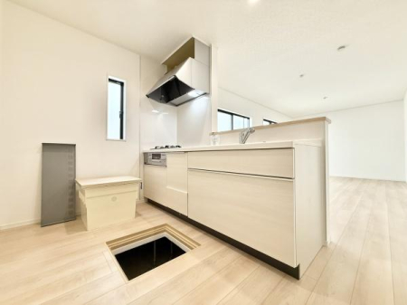 Lb` lC̑ΖʎLb`̓rOA_CjO]ł܂ILb`͍ƃXy[XLXĂ[ɂ܂I[퉷ۑ\ȐH̎[ɂ𗧂܂I