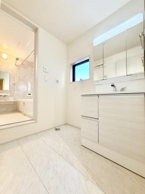 ���ʑ�E���ʏ� �O�ʋ��t�����ʉ��ϑ�B���킹���Ō��̃X�^�C�����O�����K�B���̌��͎��[�ɂȂ��Ă���̂ŁA�ׁX�������̂����[�ł��A�X�b�L���Ƃ������ʉ��ɁB