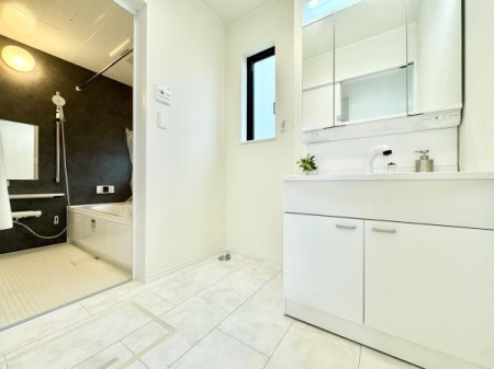 ʑEʏ ݒûʉϑ̓VvłȂ@\˔Ă܂B[Xy[X肠܂I