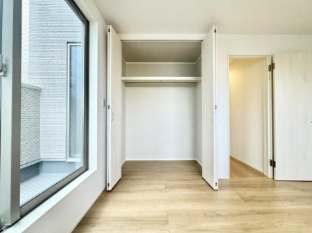 m 炩ȓSn悭ނB
Qqǂɂ҂̋ԂłB