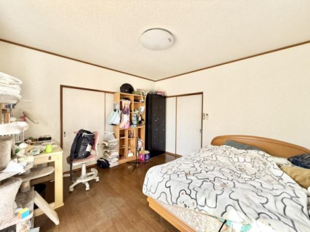 m VvȃfUC̗͂mBߗނוXbL[ł܂B