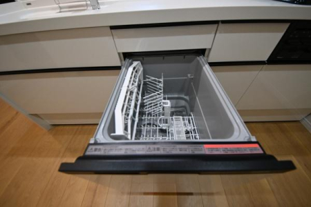 �L�b�`�� �L�b�`���ɂ͐H��@��V�݂��܂��I��􂢂ɔ�א��̎g�p�ʂ����Ȃ��čς݁A�������ŏ��ی��ʂ�����A��������X�b�L���I��Еt���̎�Ԃ��Ȃ���̂ŁA�H��͂�����肵�Ă��������ˁB