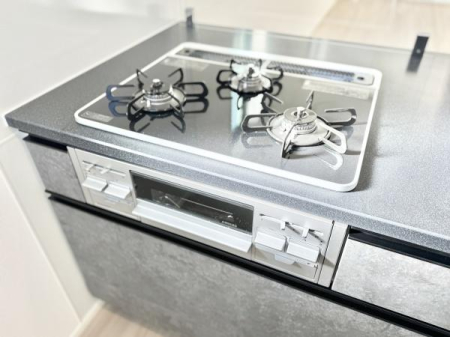 �L�b�`�� �R������3���t���Ă���̂ŁA�������𓯎��ɒ����ł��܂��B�������󂩂��Ă��邲�Ƒ��ɂ������������������͂��ł��܂��B
