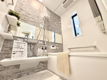 ���� �������薾�邢�����C�X�y�[�X!�S�Ɛg�̂����t���b�V������������̋�Ԃł�����o�X���[���I
���������@�t���ł��B