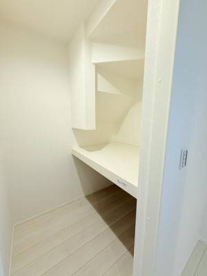 [ |Gߕ̎[ɕ֗BsAڈȏ̎[͂𔭊܂B