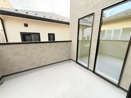 oRj[ 󕨂zc花LB
O̎CɂȂɂS݌vłB