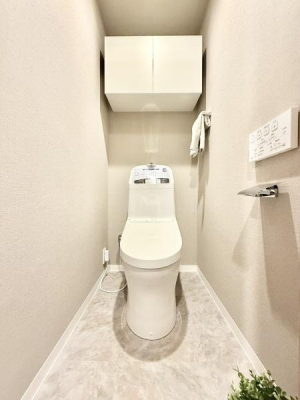 �g�C�� ���ł����K�Ɏg���鉷�����֍���ݒu�I�����R�����ǖʂɐݒu����Ă���̂��g���Ă��ĕ֗����������܂��I�㕔���[�t���ł��I