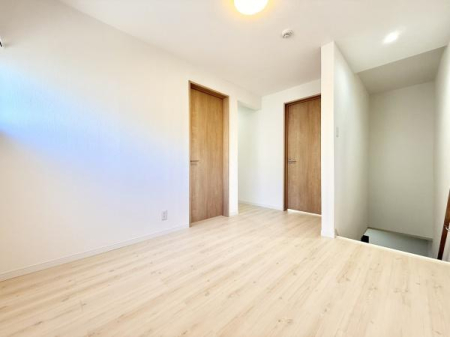 ̑ 2Kz[͂Ƃ肠LI邭JII