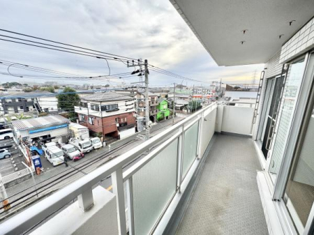 oRj[ OʂɍȂǍDłB󕨂悭A]y߂ґȃXy[XłB