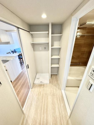 ʑEʏ ʎɂ́AIݒuĂ[֗łB