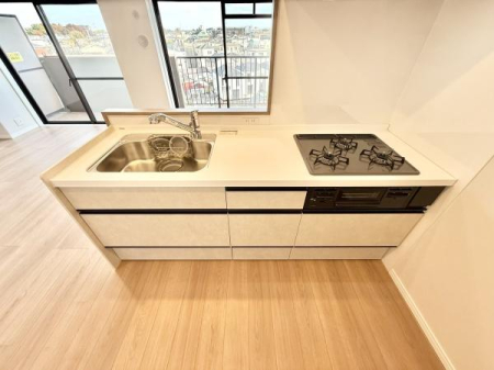 Lb` X^CbVȃVXeLb`́A[͂Ƌ@\˔AyȂԁBrOƂȂ郌CAEg͂łB