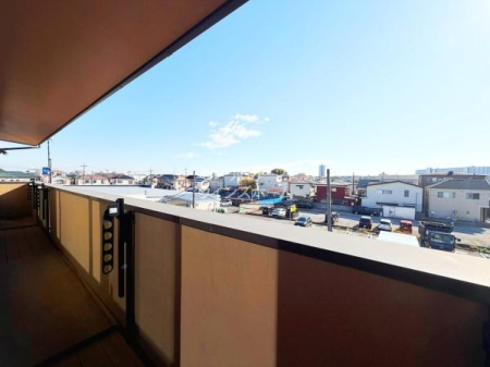 �o���R�j�[ ����2�������܂������C�h�o���R�j�[��2�ʂ��p�ӂ��܂����I����ɉ��x������@���񂷂Ƃ������ƒ�ɂ��������ł��ˁB����������m�ۂł���쑤�ɐݒu����Ă���̂Ő��󕨂��J���b�Ɗ��������ł��I