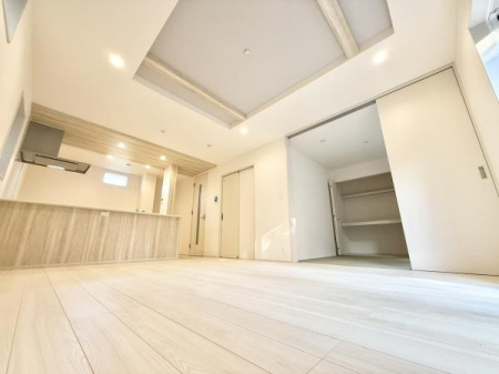 rO 16̍LXLDK͉ƑSƂ낰ԂłBrOƃ_CjORɎg邽߁AlXȃCtX^CɑΉ܂!
