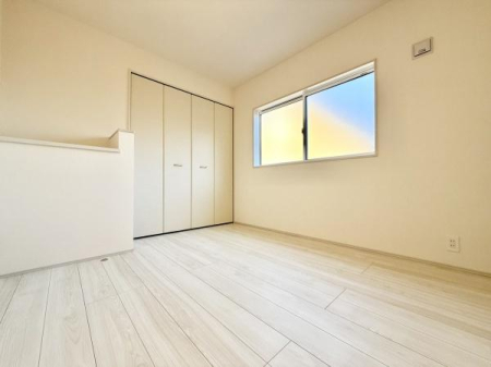 m FƃVvȃfUC̗͂mBN[[bgtŁAߗނוXbL[Bg̗ǂKԂłB