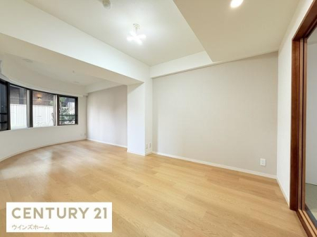 rO 20.7̍LXLDK͉ƑSƂ낰ԂłBrOƃ_CjORɎg邽߁AlXȃCtX^CɑΉ܂!
