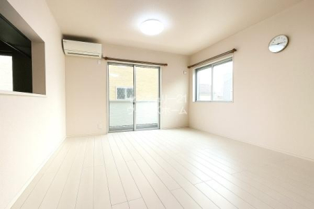 dlʐ^(rOj Ƃ̎łLDK15ƂI邢zF̗D͋CŒc̋ԂɃsb^łIChEChEŖ邭JIȁwƑɂ₳rOxƂȂĂ܂BƋC[W摜