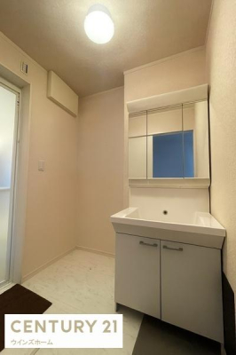 �����\�z�}(����) ���邭�������̂���O�ʋ����ʉ��ϑ���̗p�B
�����Ƃ̓������X���[�Y�ŁA�����̐g�x�x�����K�ɁB���Ƌ���������C���[�W�摜