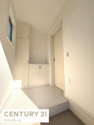 ���� ������������Ԃ����o���A���Ƒ��◈�q�҂��C�����悭�o�}���܂��B���[�͂̍����V���[�Y�{�b�N�X���ݒu���ꌺ�ւ��X�b�L���ƕۂĂ܂��I