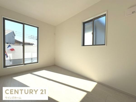 �m�� �o���R�j�[�ɖʂ��A�̌��ǍD�ōL�X�Ƃ��Ă��܂��I�N���[�[�b�g�t���B����������������K�ȋ�Ԃł��낰�܂��B