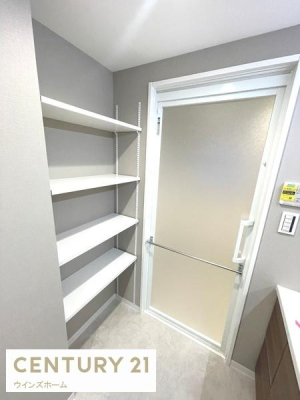 ʑEʏ ʎɂ́Äߗނ^IXbL[łulXy[XvݒuAKȃTj^[Ԃ܂I