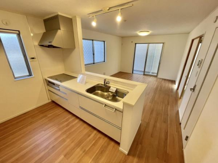 Lb` lC̑ΖʎLb`̓rOA_CjO]ł܂ILb`͍ƃXy[XLXA[ɂ܂I