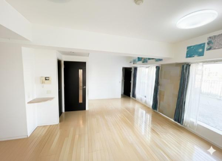 rO oRj[ւƂȂ傫ȑރrOIʂǍDŊC₷łI