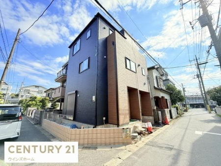 OʓH܂ތnʐ^ k4~4.51ōLXĂ܂IkɃX[p[AAۈ牀炵₷ӊB