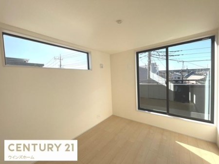 �m�� �̌��ǍD�ł��I�o���R�j�[�ɖʂ����m��5.33���̓N���[�[�b�g2�J���t���B����������������K�ȋ�Ԃł��낰�܂��I