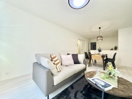 rO 17̍LXLDK͉ƑSƂ낰ԂłBrOƃ_CjORɎg邽߁AlXȃCtX^CɑΉ܂!
