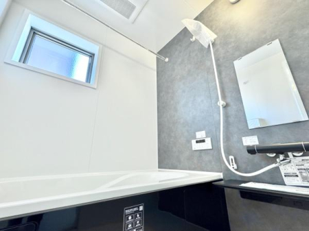  LCXy[X!SƐĝtbV̋ԂłoX[IĂĖ邭Cob`łI