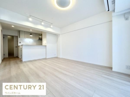 rO 14.4I邭JIȃrÓBRɕ܂Sn悢ԂŁAX̕炵LɂȂ܂B