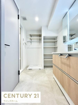 ʑEʏ TCY̐ʃXy[XIlނpiȂǂЕtÎŁAXbLƂʎɂȂ܂!
