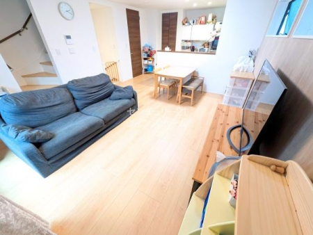 rO Ƃ̎łLDK16ƂIꕔɏg[KԂłIrOCKi̗pĂ̂ŁAOo鎞AƑRƊ킹邱Ƃł܂B