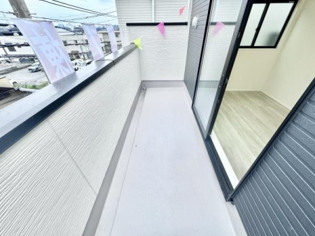 oRj[ oRj[2K3KɐݒuAprɍ킹Ďg\ɂĂ܂B