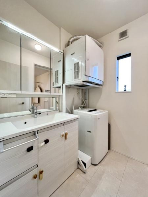 ʑEʏ lC̃KX@uv@\IȐʎB󂩂犣܂ŃX[YɍsAƎ啝ɃAbvB邭̂ԂŁAZSn悭T|[g܂B