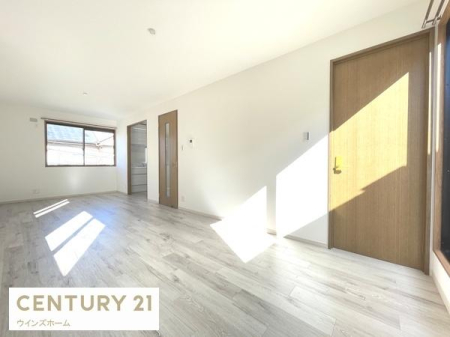 rO 12.2̃rO_CjOI3ʍ̌ŕʂǂ̂͂łBRɕ܂Sn悢ԂŁAX̕炵LɂȂ܂B