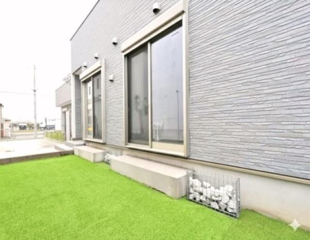 �� ����X�y�[�X������̂ŃK�[�f�j���O��ƒ�؉����y���߂܂��I�G�߂̉Ԃ��炩������A���̕ω����y���񂾂�A���R�ƐG�ꍇ�����Ԃ̓��t���b�V���ɂ��Ȃ�܂��ˁB�גn�Ƃ̊Ԃ��󂭂̂ŕ��ʂ����m�ۂł��܂��I