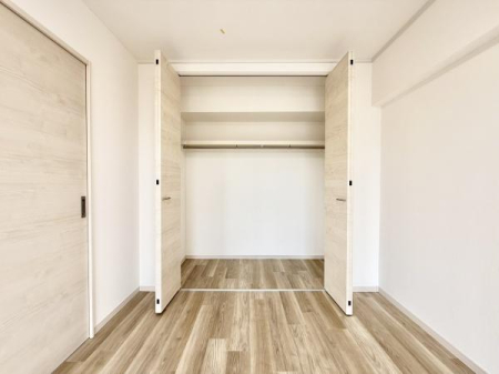 [ [ɍȂ悤N[[bgݒuĂ܂Iוuꏊmۂ̂ł̐ڂ₷ȂAKȋԂ肠܂I